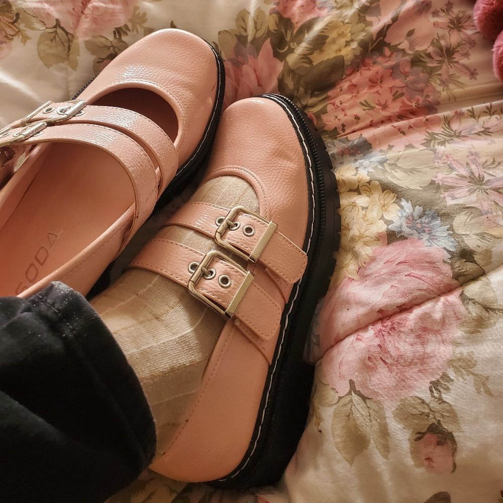 Chunky Platform Shoes Size 8